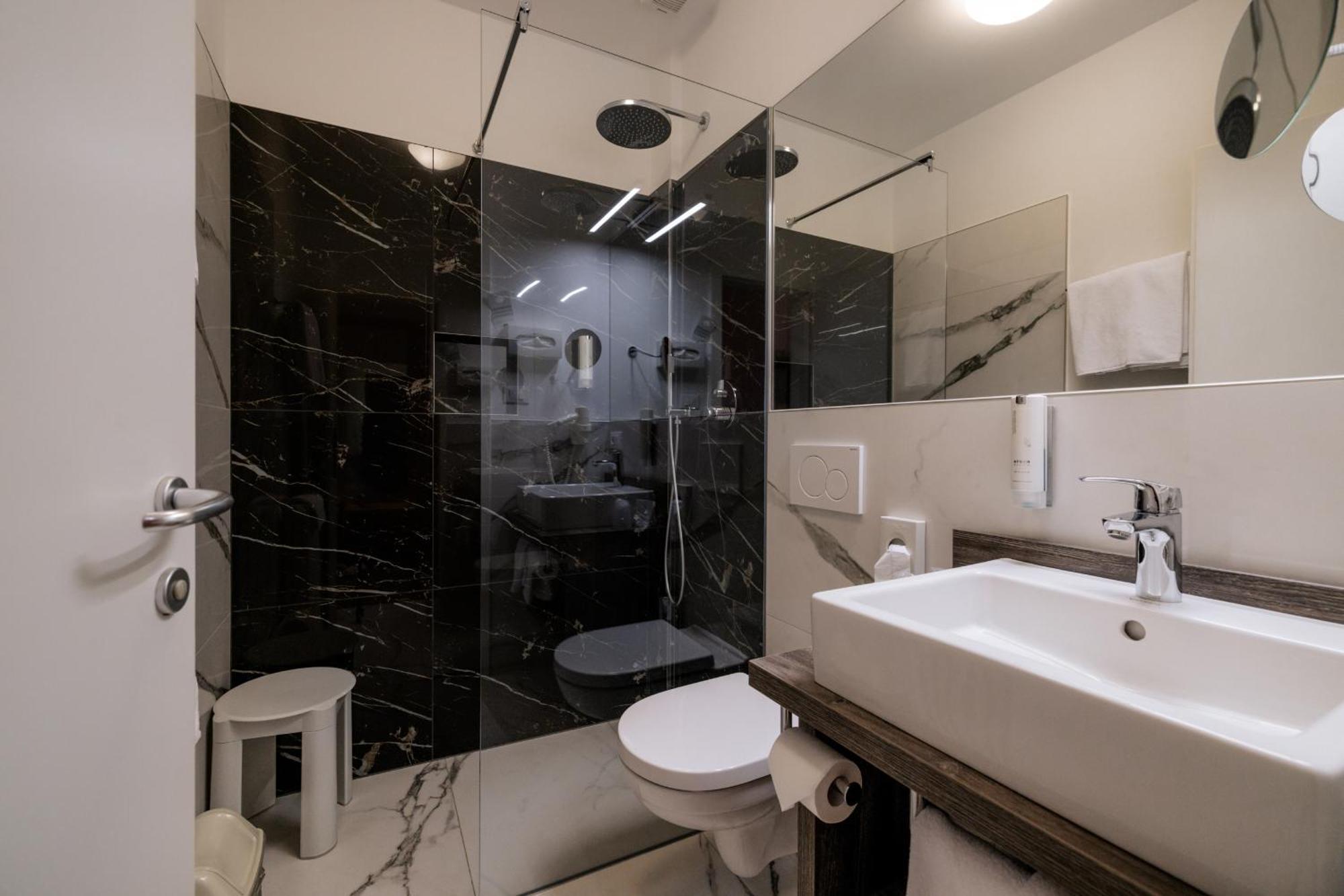 Hotel Kolping Merano Esterno foto