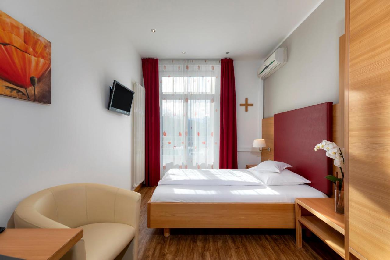 Hotel Kolping Merano Esterno foto
