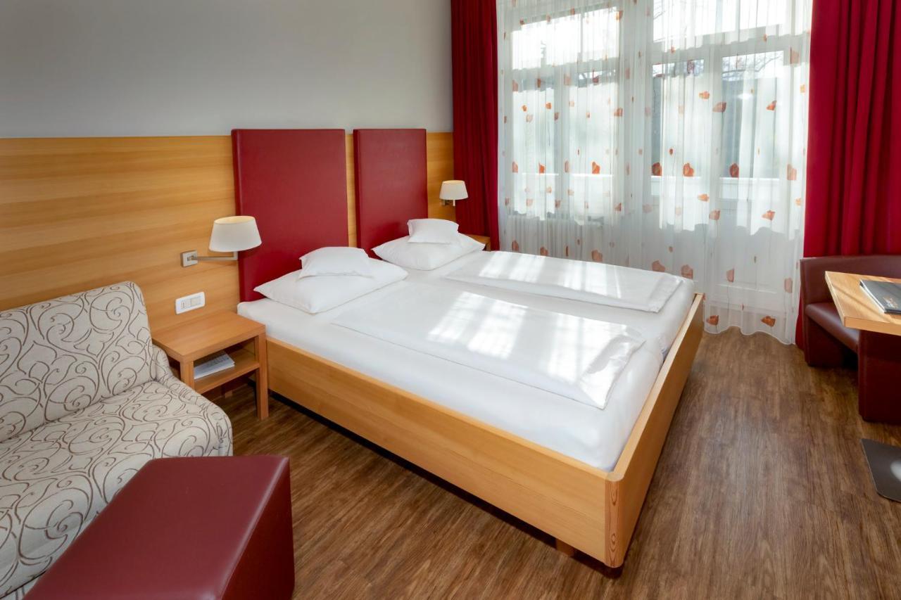 Hotel Kolping Merano Esterno foto